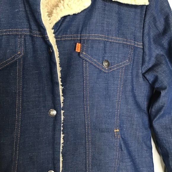 Vintage 70’s Levi’s Orange Tab Sherpa Lined Dark Blue Denim Jacket. - Picture 4 of 16